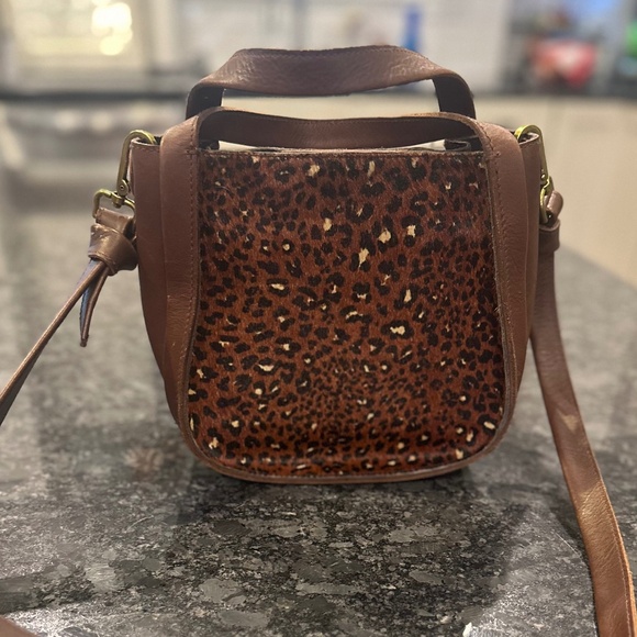 Madewell Handbags - Madewell Sydney Calf Hair Leopard Handbag – Never Used, Excellent Condition!
